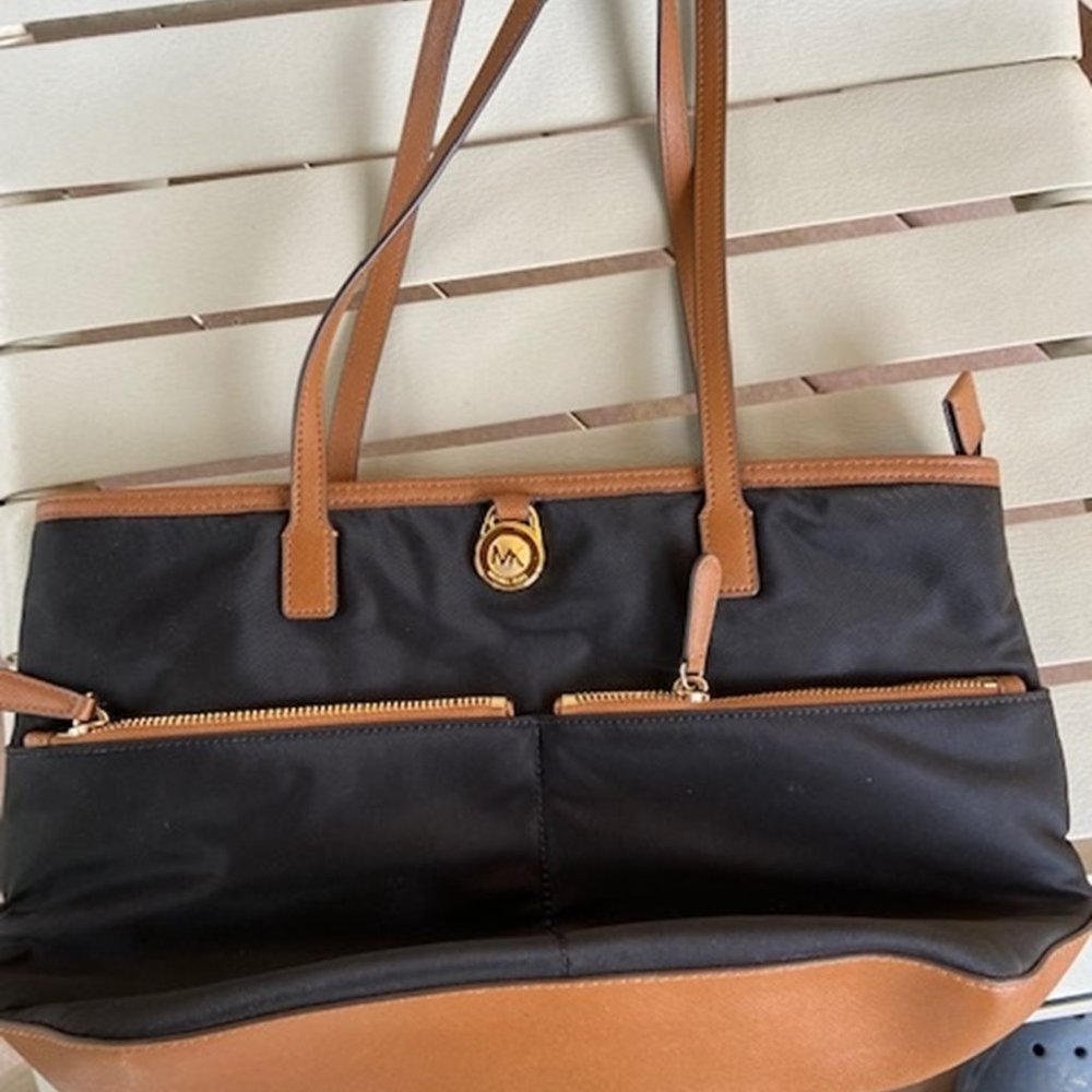 Michael Kors medium Kempton bag